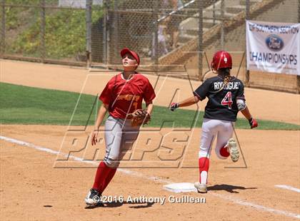 Thumbnail 1 in Paraclete vs. Savanna (CIF SS Div 6 Final) photogallery.