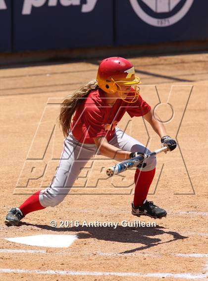 Thumbnail 2 in Paraclete vs. Savanna (CIF SS Div 6 Final) photogallery.
