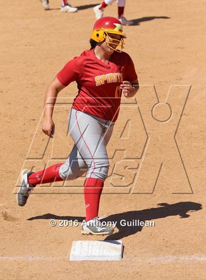 Thumbnail 1 in Paraclete vs. Savanna (CIF SS Div 6 Final) photogallery.