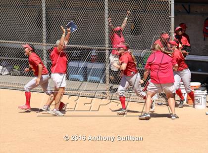 Thumbnail 3 in Paraclete vs. Savanna (CIF SS Div 6 Final) photogallery.