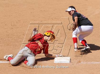 Thumbnail 1 in Paraclete vs. Savanna (CIF SS Div 6 Final) photogallery.