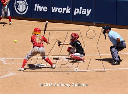 Thumbnail 2 in Paraclete vs. Savanna (CIF SS Div 6 Final) photogallery.