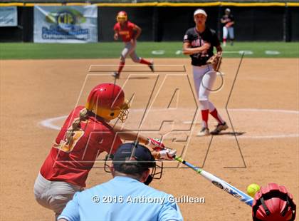 Thumbnail 2 in Paraclete vs. Savanna (CIF SS Div 6 Final) photogallery.