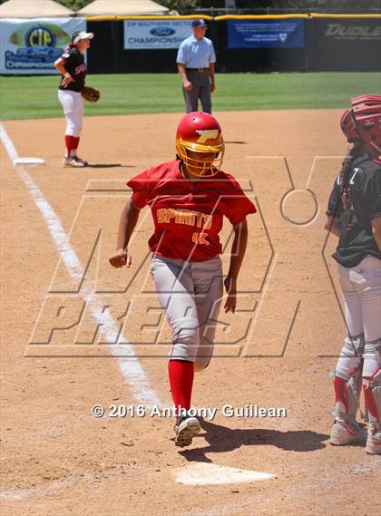 Thumbnail 3 in Paraclete vs. Savanna (CIF SS Div 6 Final) photogallery.