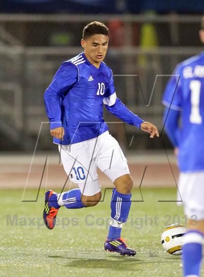 Thumbnail 3 in San Clemente vs. El Rancho (CIF SoCal Regional D1 Final) photogallery.