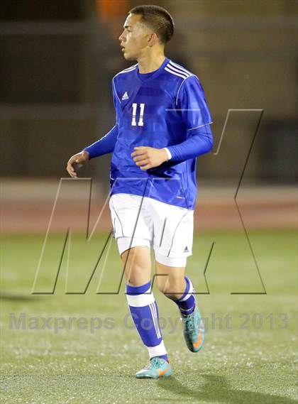 Thumbnail 1 in San Clemente vs. El Rancho (CIF SoCal Regional D1 Final) photogallery.