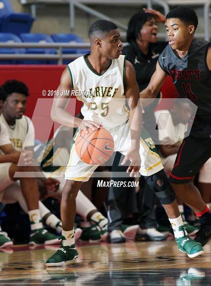 Thumbnail 1 in Liberty vs. Carver (Thanksgiving Hoopfest) photogallery.