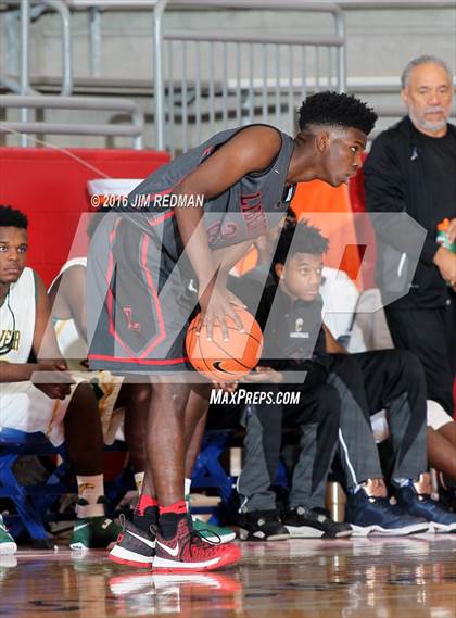 Thumbnail 1 in Liberty vs. Carver (Thanksgiving Hoopfest) photogallery.