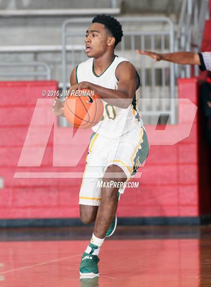 Thumbnail 3 in Liberty vs. Carver (Thanksgiving Hoopfest) photogallery.