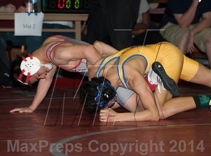 Thumbnail 1 in Sac Joaquin Divisional II Tournament Finals photogallery.