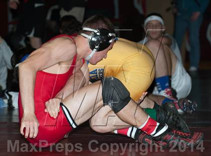Thumbnail 3 in Sac Joaquin Divisional II Tournament Finals photogallery.