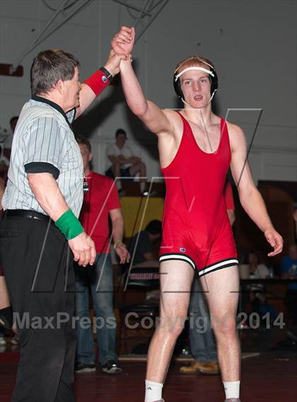 Thumbnail 1 in Sac Joaquin Divisional II Tournament Finals photogallery.