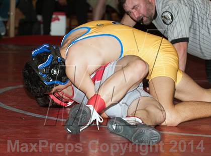 Thumbnail 2 in Sac Joaquin Divisional II Tournament Finals photogallery.