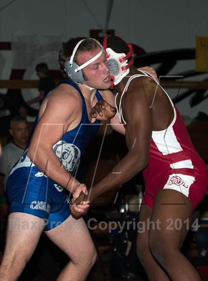 Thumbnail 1 in Sac Joaquin Divisional II Tournament Finals photogallery.