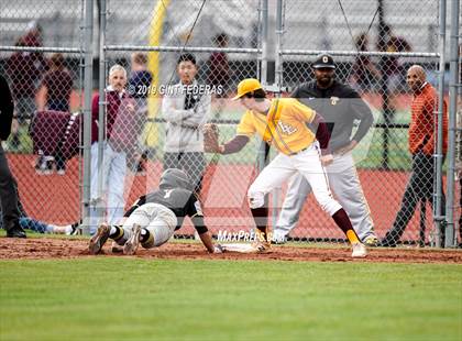 Thumbnail 2 in Las Lomas vs. Bishop O'Dowd (CIF NCS D3 Semifinal) photogallery.
