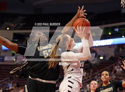Thumbnail 1 in Kennedy Catholic vs. Homer-Center (PIAA 2A Championship) photogallery.