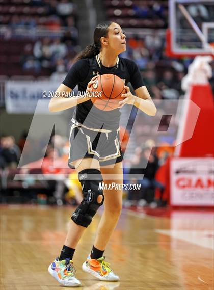 Thumbnail 3 in Kennedy Catholic vs. Homer-Center (PIAA 2A Championship) photogallery.