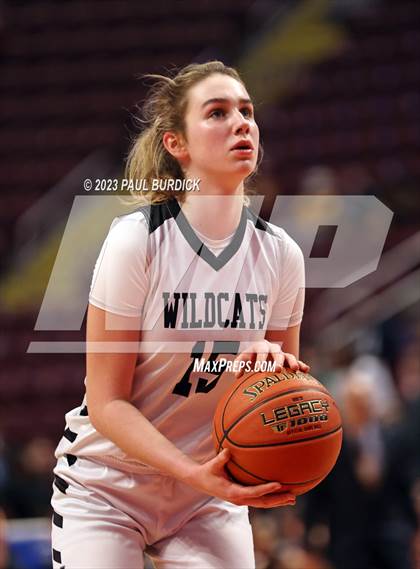 Thumbnail 2 in Kennedy Catholic vs. Homer-Center (PIAA 2A Championship) photogallery.