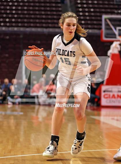 Thumbnail 3 in Kennedy Catholic vs. Homer-Center (PIAA 2A Championship) photogallery.