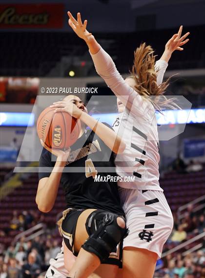 Thumbnail 3 in Kennedy Catholic vs. Homer-Center (PIAA 2A Championship) photogallery.
