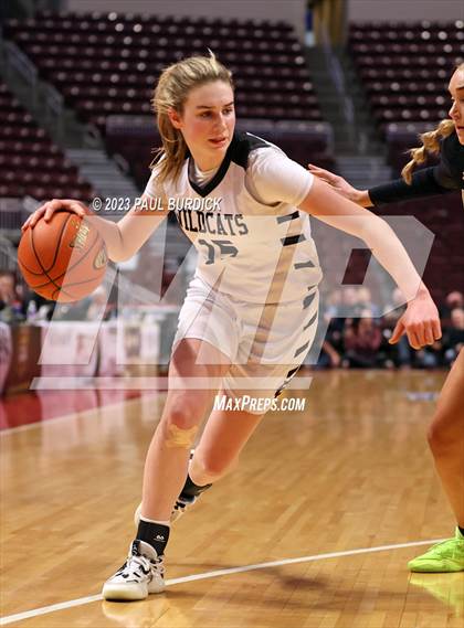 Thumbnail 1 in Kennedy Catholic vs. Homer-Center (PIAA 2A Championship) photogallery.