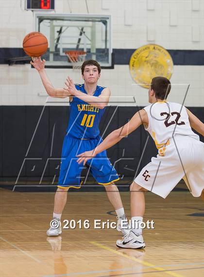 Thumbnail 2 in Union vs Elk County Catholic (PIAA District IX A Semifinal) photogallery.