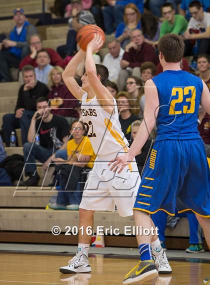 Thumbnail 2 in Union vs Elk County Catholic (PIAA District IX A Semifinal) photogallery.