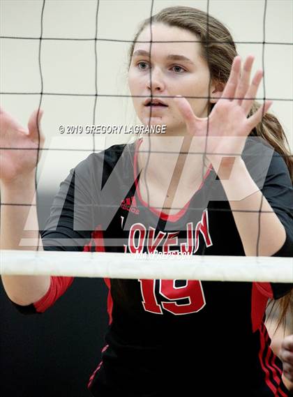 Thumbnail 2 in Mansfield vs Lovejoy photogallery.