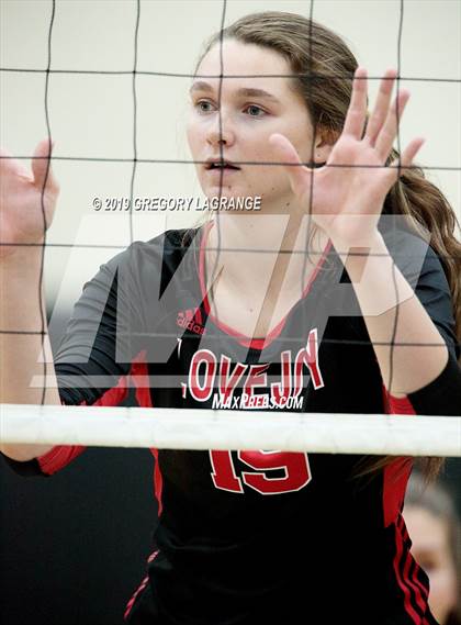 Thumbnail 1 in Mansfield vs Lovejoy photogallery.