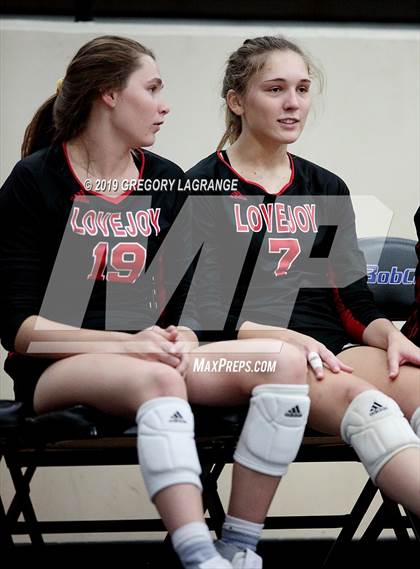 Thumbnail 1 in Mansfield vs Lovejoy photogallery.