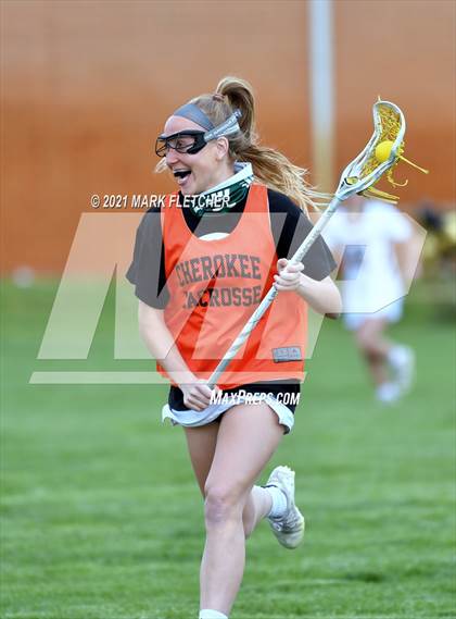 Thumbnail 3 in Cherokee @ Moorestown photogallery.