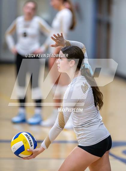 Thumbnail 2 in Oaks Christian @ Agoura photogallery.