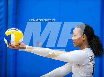 Thumbnail 3 in Oaks Christian @ Agoura photogallery.