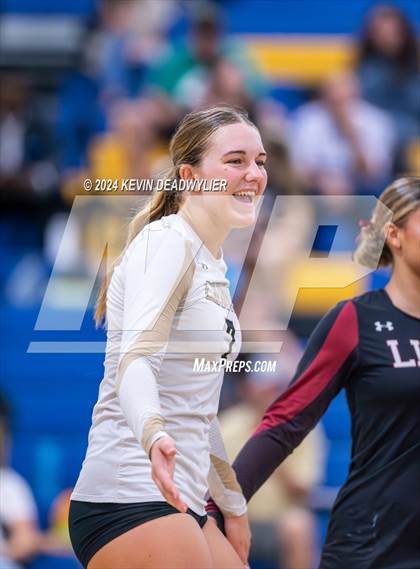 Thumbnail 2 in Oaks Christian @ Agoura photogallery.