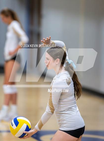 Thumbnail 1 in Oaks Christian @ Agoura photogallery.