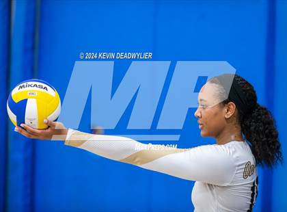 Thumbnail 2 in Oaks Christian @ Agoura photogallery.