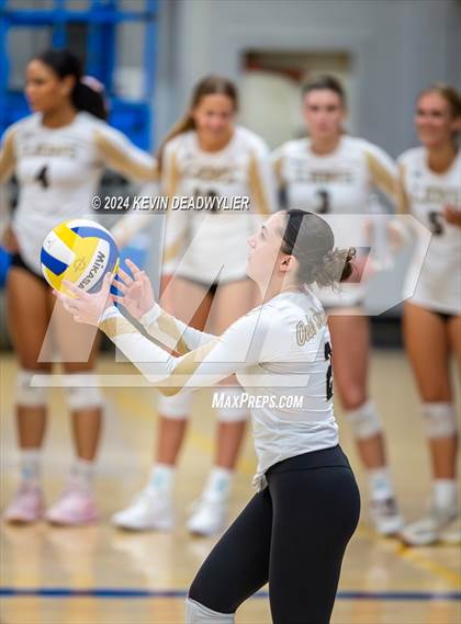 Thumbnail 3 in Oaks Christian @ Agoura photogallery.
