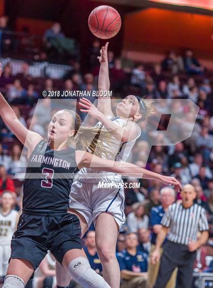 Thumbnail 1 in RHAM vs. Farmington (CIAC Class L Final) photogallery.