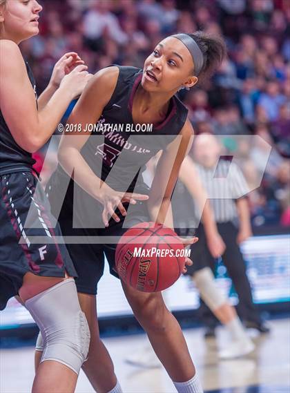 Thumbnail 3 in RHAM vs. Farmington (CIAC Class L Final) photogallery.