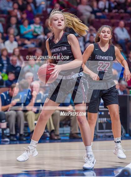 Thumbnail 1 in RHAM vs. Farmington (CIAC Class L Final) photogallery.