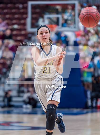 Thumbnail 1 in RHAM vs. Farmington (CIAC Class L Final) photogallery.