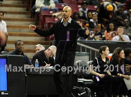 Thumbnail 1 in Bishop O'Dowd vs. St. Joseph (CIF State D3 Final) photogallery.