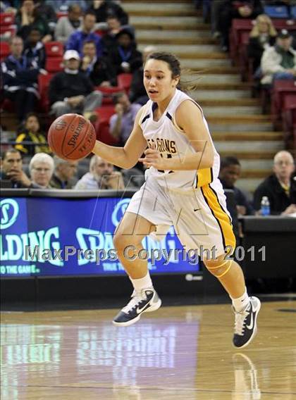 Thumbnail 2 in Bishop O'Dowd vs. St. Joseph (CIF State D3 Final) photogallery.
