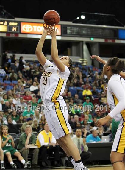 Thumbnail 2 in Bishop O'Dowd vs. St. Joseph (CIF State D3 Final) photogallery.