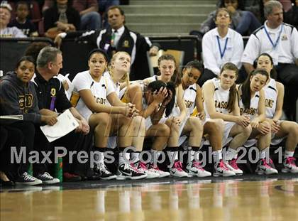 Thumbnail 3 in Bishop O'Dowd vs. St. Joseph (CIF State D3 Final) photogallery.