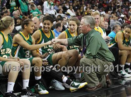Thumbnail 2 in Bishop O'Dowd vs. St. Joseph (CIF State D3 Final) photogallery.