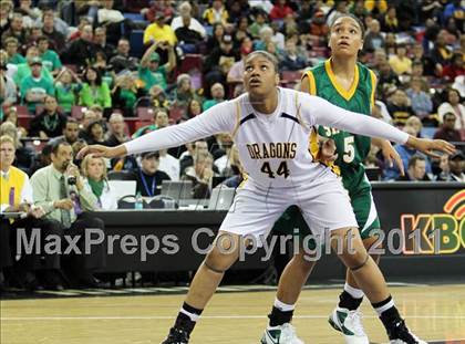 Thumbnail 2 in Bishop O'Dowd vs. St. Joseph (CIF State D3 Final) photogallery.