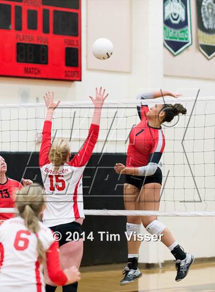 Thumbnail 2 in Brighton vs. Eaglecrest (Eaglecrest Tournament) photogallery.