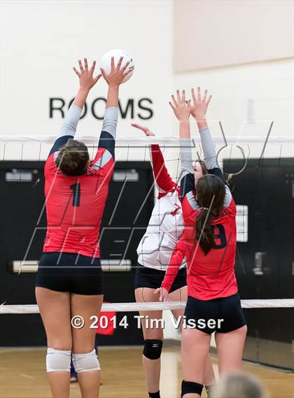 Thumbnail 1 in Brighton vs. Eaglecrest (Eaglecrest Tournament) photogallery.