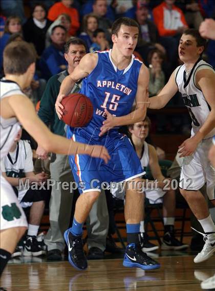 Thumbnail 3 in Appleton West @ Oshkosh North photogallery.